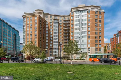 555 Massachusetts Ave NW #707, Washington, DC 20001