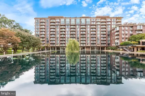 560 N Street SW #N-405, Washington, DC 20024