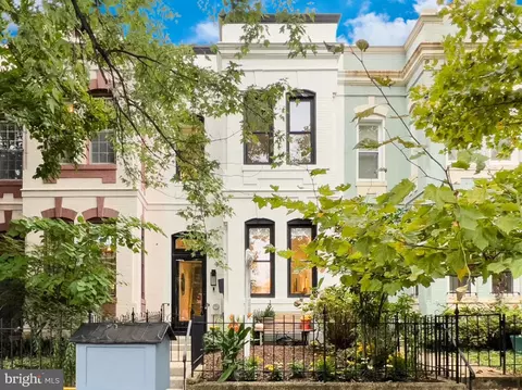 1345 F St NE, Washington, DC 20002