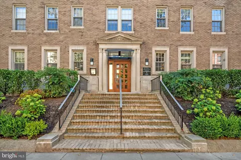 1910 Kalorama Rd NW #203, Washington, DC 20009