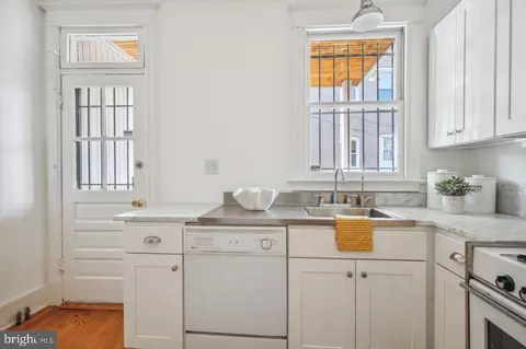 Other - 421 G St NE, Washington, DC 20002 photo 5 of 9