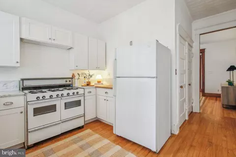 Other - 421 G St NE, Washington, DC 20002 photo 3 of 9