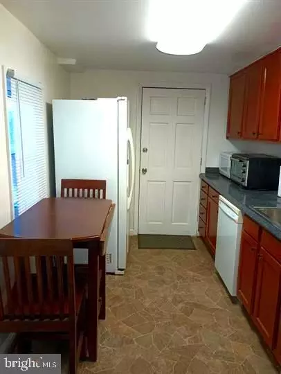 246 14th Pl NE, Washington, DC 20002 photo 8