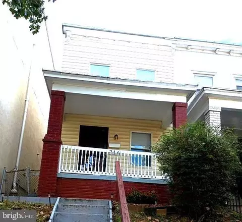 246 14th Pl NE, Washington, DC 20002 photo 4