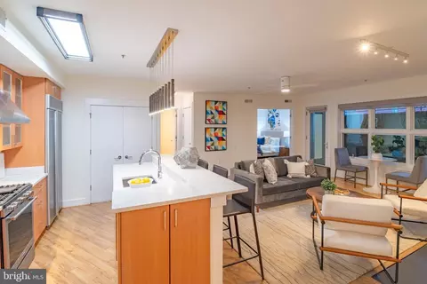 1735 Johnson Ave NW #B, Washington, DC 20009