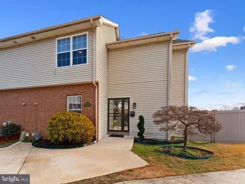 4750 6th Pl NE, Washington, DC 20017