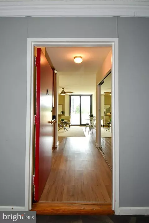 240 M St SW #E310, Washington, DC 20024 photo 3