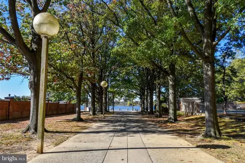 240 M St SW #E310, Washington, DC 20024 photo 31