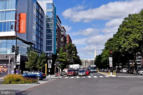 240 M St SW #E310, Washington, DC 20024 photo 51