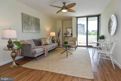 240 M St SW #E310, Washington, DC 20024 photo 7