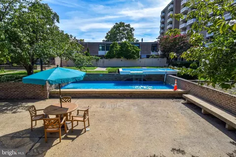 240 M St SW #E310, Washington, DC 20024 photo 27