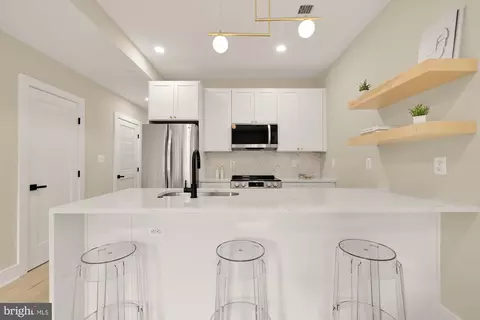 802 21st St NE #2, Washington, DC 20002 photo 8