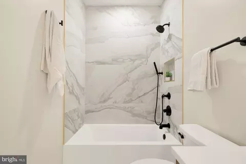 802 21st St NE #2, Washington, DC 20002 photo 20