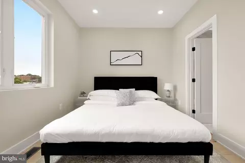 802 21st St NE #3-PH, Washington, DC 20002 photo 38