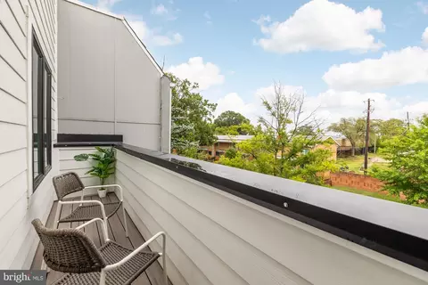 802 21st St NE #3-PH, Washington, DC 20002 photo 35