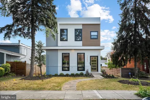 7407 9th St NW, Washington, DC 20012