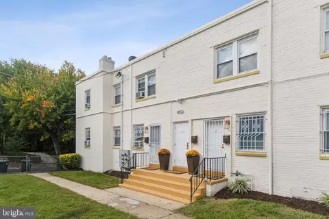4500 Hunt Pl NE, Washington, DC 20019
