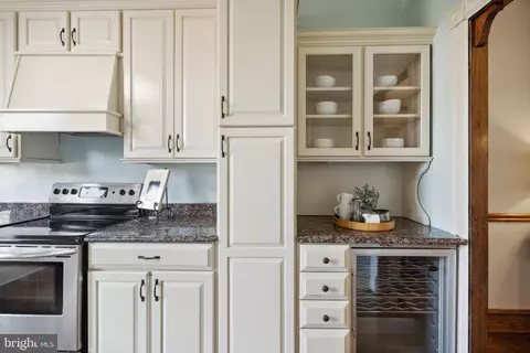 22 16th St NE, Washington, DC 20002 photo 10