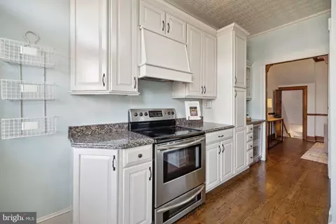 22 16th St NE, Washington, DC 20002 photo 11