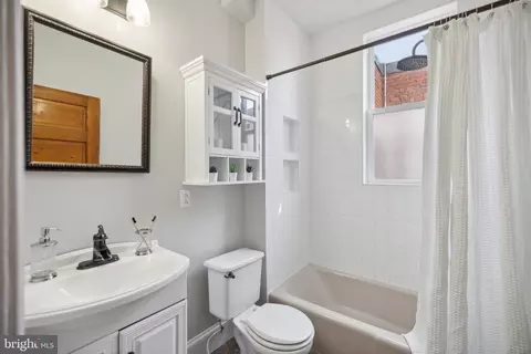 22 16th St NE, Washington, DC 20002 photo 22