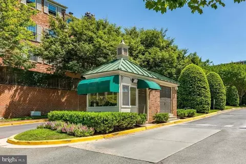 3205 Sutton Pl NW #A, Washington, DC 20016 photo 34