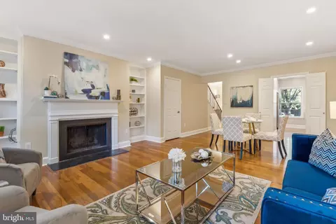 3205 Sutton Pl NW #A, Washington, DC 20016 photo 5