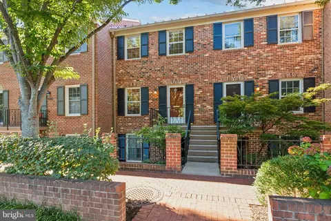 3205 Sutton Pl NW #A, Washington, DC 20016 photo 44