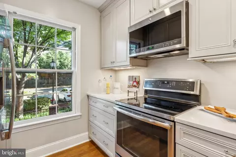 3205 Sutton Pl NW #A, Washington, DC 20016 photo 12