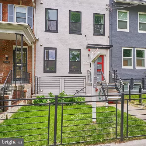 1206 Longfellow St NW #4, Washington, DC 20011