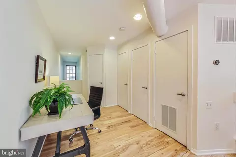 1426 Rhode Island Ave NW #E, Washington, DC 20005 photo 11