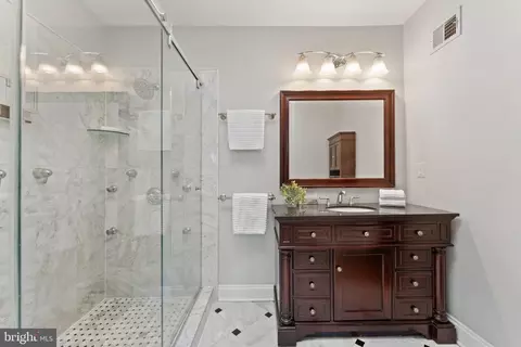Bath - 1007 K St NE, Washington, DC 20002 photo 1 of 3