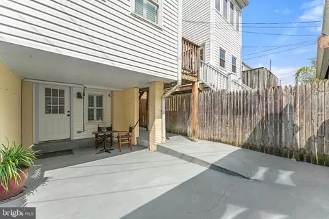 Exterior - 1007 K St NE, Washington, DC 20002 photo 6 of 8