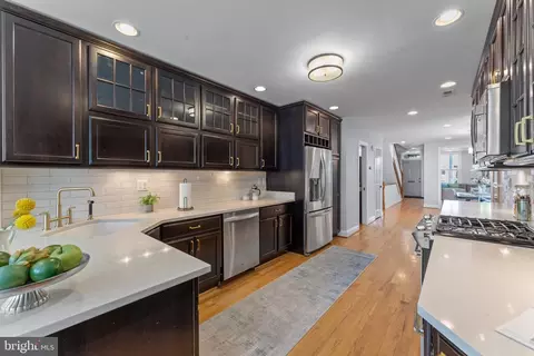 Kitchen - 1007 K St NE, Washington, DC 20002 photo 2 of 4
