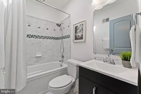 Bath - 1007 K St NE, Washington, DC 20002 photo 2 of 3