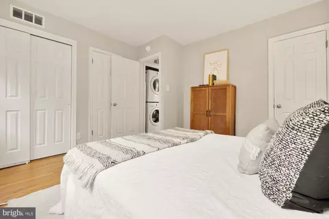 31 17th St SE, Washington, DC 20003 photo 16