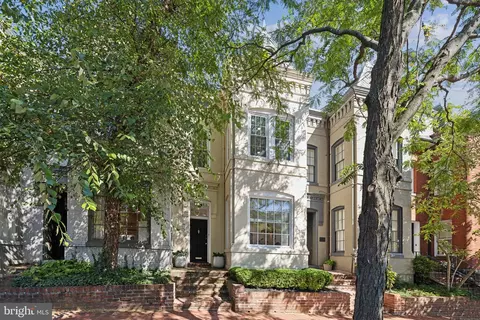 1423 35th St NW, Washington, DC 20007