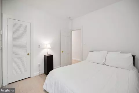 Bedroom - 1423 35th St NW, Washington, DC 20007 photo 3 of 4