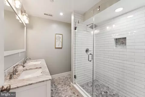 Bath - 202 Randolph Pl NE #1, Washington, DC 20002 photo 5 of 5