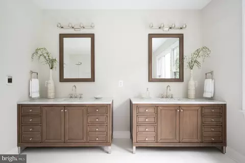 Bath - 2708 44th St NW, Washington, DC 20007 photo 3 of 8