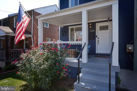 709 Faraday Pl NE, Washington, DC 20017