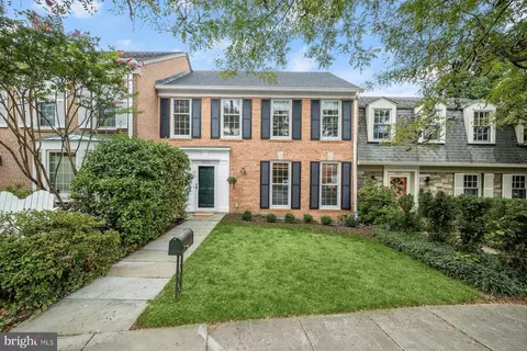 4255 Fordham Rd NW, Washington, DC 20016