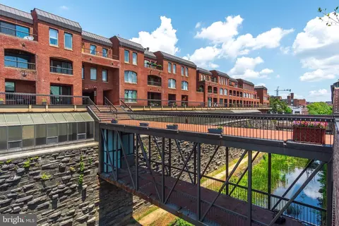 1080 Wisconsin Ave NW #2016, Washington, DC 20007