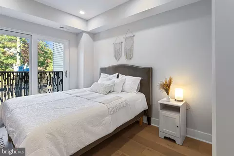 2209 M St NE #9, Washington, DC 20002 photo 9