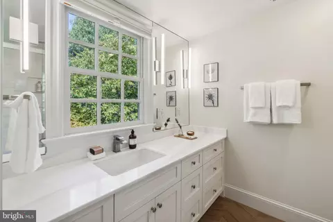 Bath - 1920 37th St NW, Washington, DC 20007 photo 1 of 4