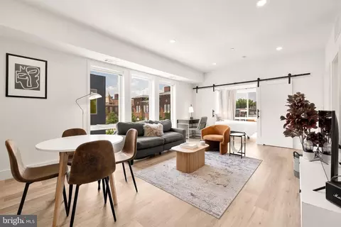 14 P St NW #302, Washington, DC 20001