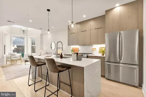 1747 T St NW #4, Washington, DC 20009