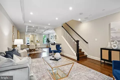 3339 18th St NW #2, Washington, DC 20010