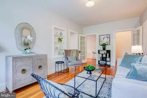 3022 Porter NW #302, Washington, DC 20008