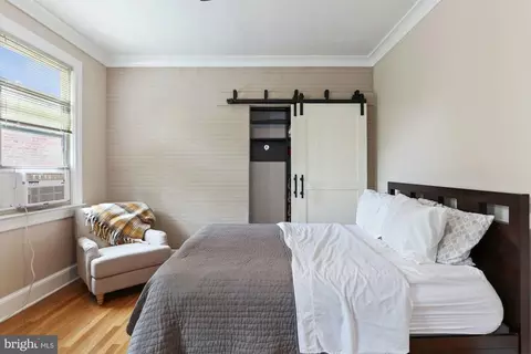 105 6th St SE #201, Washington, DC 20003 photo 6