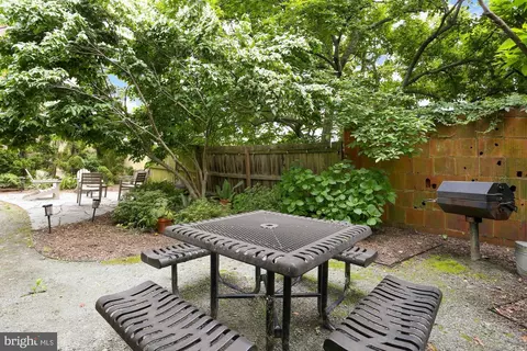 105 6th St SE #201, Washington, DC 20003 photo 23